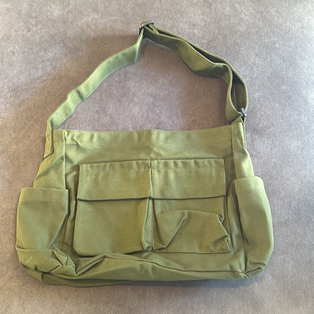 Unisex Army Green Large Canvas Shoulder Messenger Bag Adjustable Strap NEW